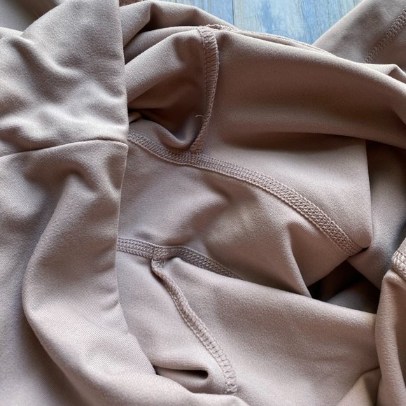 Blush Pink Gymshark Leggings - Picture 2 of 7